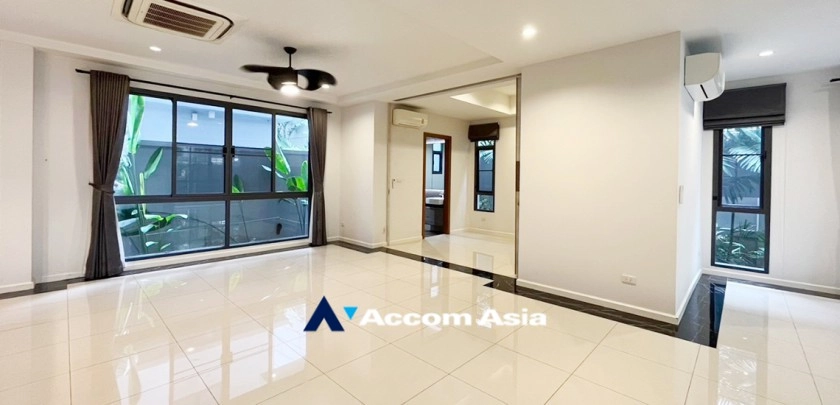16  5 br House for rent and sale in Bang Na ,Bangkok BTS Bang Na at House in Compound AA24780