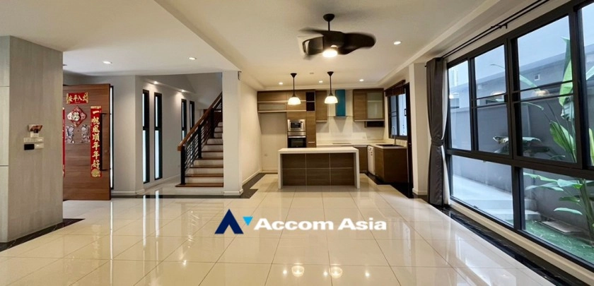 12  5 br House for rent and sale in Bang Na ,Bangkok BTS Bang Na at House in Compound AA24780