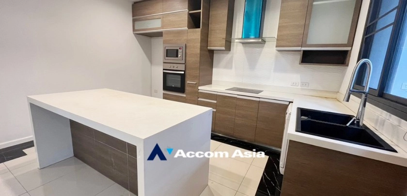 17  5 br House for rent and sale in Bang Na ,Bangkok BTS Bang Na at House in Compound AA24780