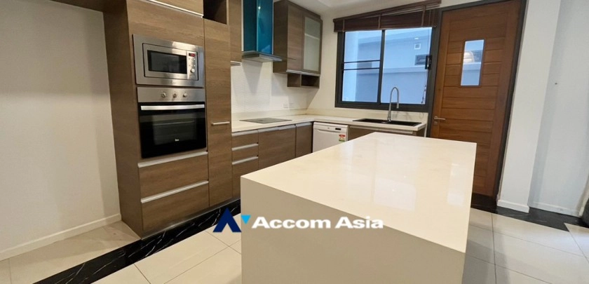 19  5 br House for rent and sale in Bang Na ,Bangkok BTS Bang Na at House in Compound AA24780
