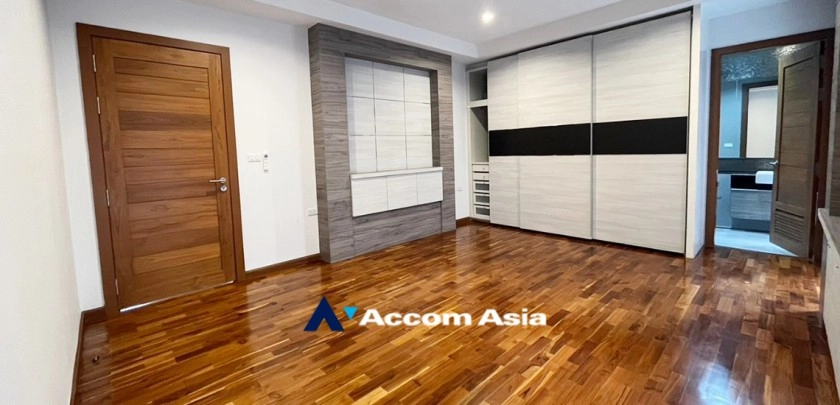 25  5 br House For Rent in Bangna ,Bangkok BTS Bang Na at House in Compound AA24780