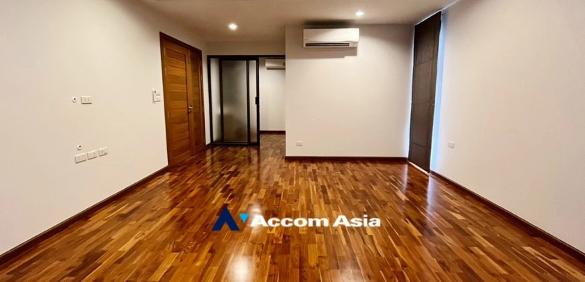 31  5 br House For Rent in Bangna ,Bangkok BTS Bang Na at House in Compound AA24780