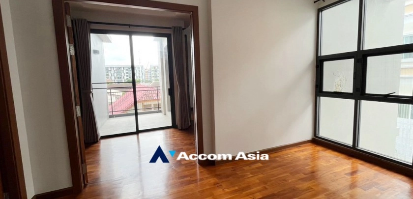 35  5 br House for rent and sale in Bang Na ,Bangkok BTS Bang Na at House in Compound AA24780