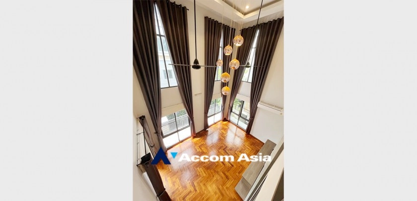 6  5 br House For Rent in Bangna ,Bangkok BTS Bang Na at House in Compound AA24780