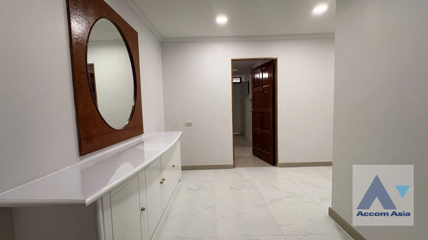 22  2 br Apartment For Rent in Sukhumvit ,Bangkok BTS Phrom Phong at Luxury fully serviced AA24784