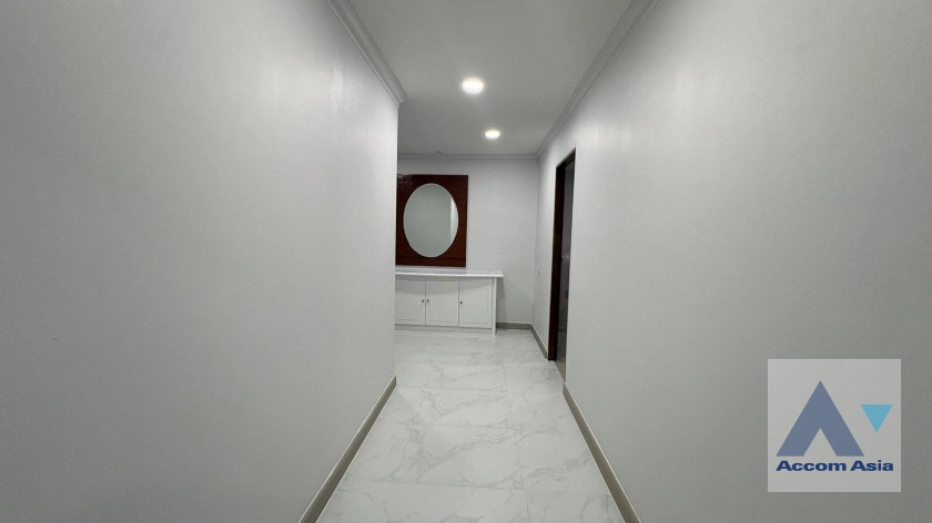 20  2 br Apartment For Rent in Sukhumvit ,Bangkok BTS Phrom Phong at Luxury fully serviced AA24784