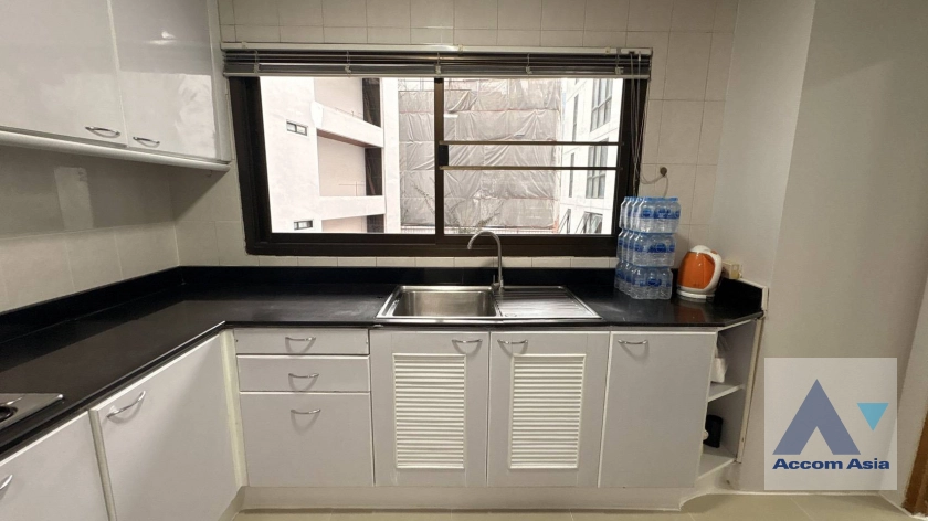 10  2 br Apartment For Rent in Sukhumvit ,Bangkok BTS Phrom Phong at Luxury fully serviced AA24784