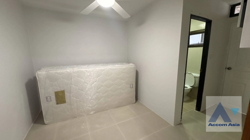 24  2 br Apartment For Rent in Sukhumvit ,Bangkok BTS Phrom Phong at Luxury fully serviced AA24784