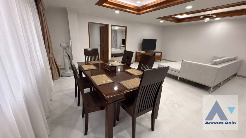  1  2 br Apartment For Rent in Sukhumvit ,Bangkok BTS Phrom Phong at Luxury fully serviced AA24784