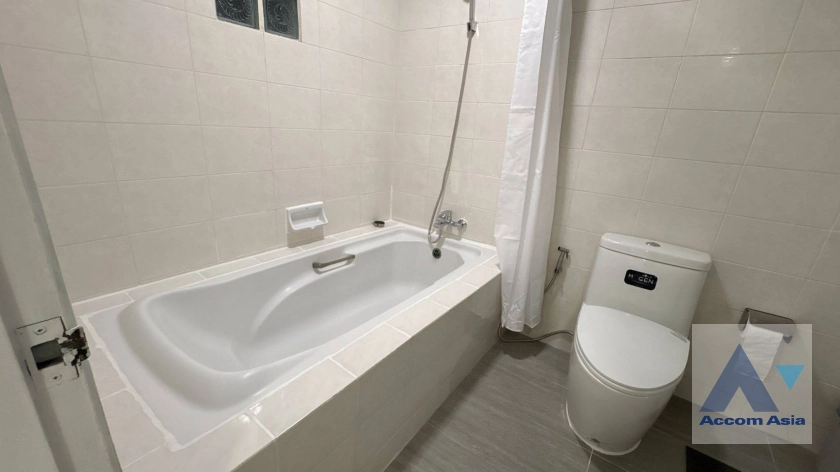 26  2 br Apartment For Rent in Sukhumvit ,Bangkok BTS Phrom Phong at Luxury fully serviced AA24784