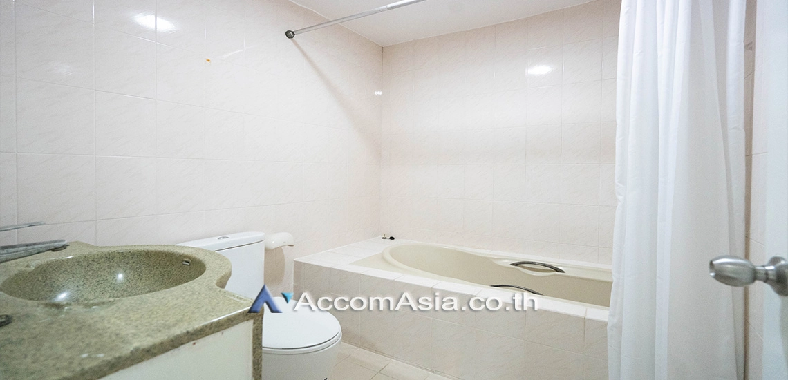 11  2 br Apartment for rent and sale in Sukhumvit ,Bangkok BTS Phrom Phong at Luxury fully serviced AA24785