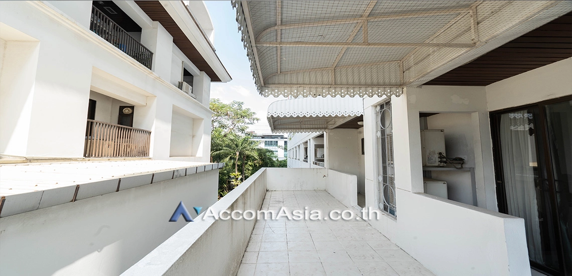 6  4 br Condominium for rent and sale in Sathorn ,Bangkok BRT Thanon Chan at Liang Garden AA24797