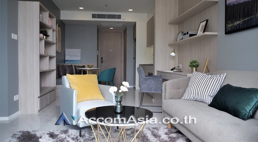 unit 2 Bedrooms  Condominium For Rent in Sukhumvit, Bangkok  near BTS Nana (AA24798)