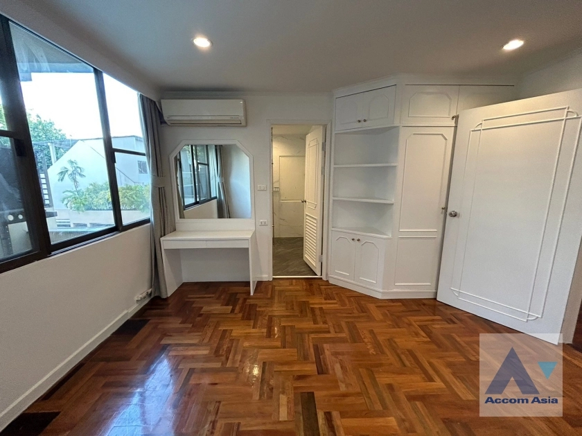 14  3 br Condominium For Rent in Sukhumvit ,Bangkok BTS Thong Lo at Karuehart Thongthip AA24799