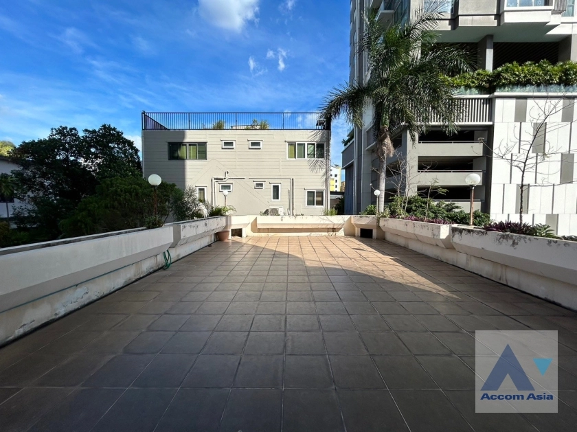 23  3 br Condominium For Rent in Sukhumvit ,Bangkok BTS Thong Lo at Karuehart Thongthip AA24799