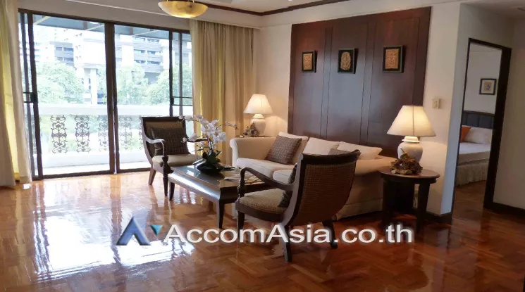 Pet friendly |  2 Bedrooms  Apartment For Rent in Ploenchit, Bangkok  near BTS Chitlom (AA24840)