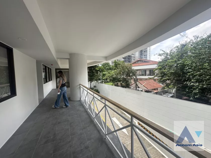 22  2 br Condominium For Sale in Sukhumvit ,Bangkok BTS Phrom Phong at Le Raffine Sukhumvit 24 AA24849