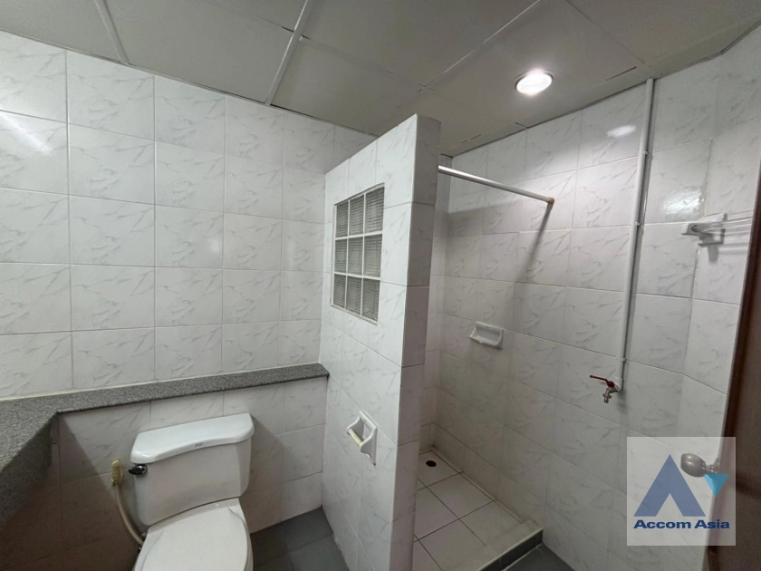 9  2 br Condominium for rent and sale in Rama 3 ,Bangkok BRT Thanon Chan at Liang Garden AA24851