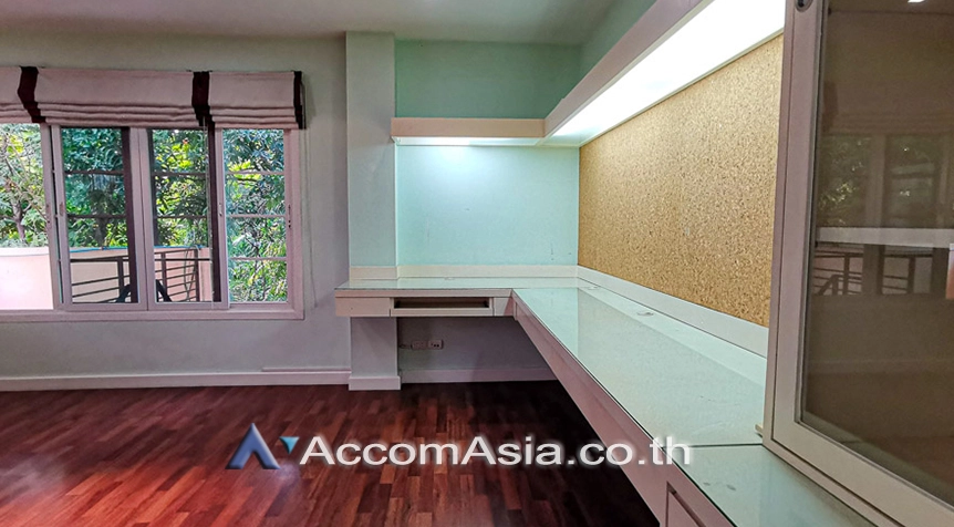 10  3 br Townhouse for rent and sale in Sathorn ,Bangkok BRT Wat Dan - BRT Wat Priwat at Baan Klang Krung Grande Vienna Rama 3 AA24872