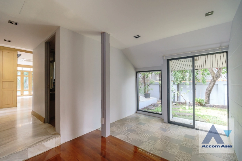 18  4 br House For Rent in Sathorn ,Bangkok BTS Saint Louis 6000303