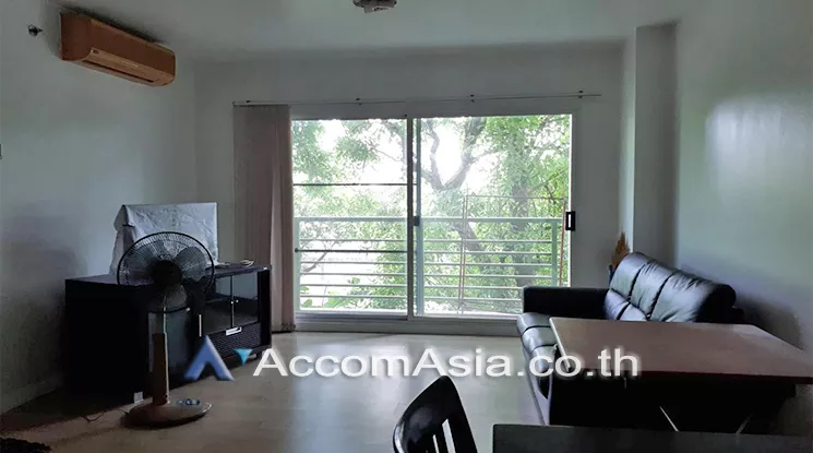  1 Bedroom  Condominium For Sale in Phaholyothin, Bangkok  near BTS Saphan-Kwai (AA24889)