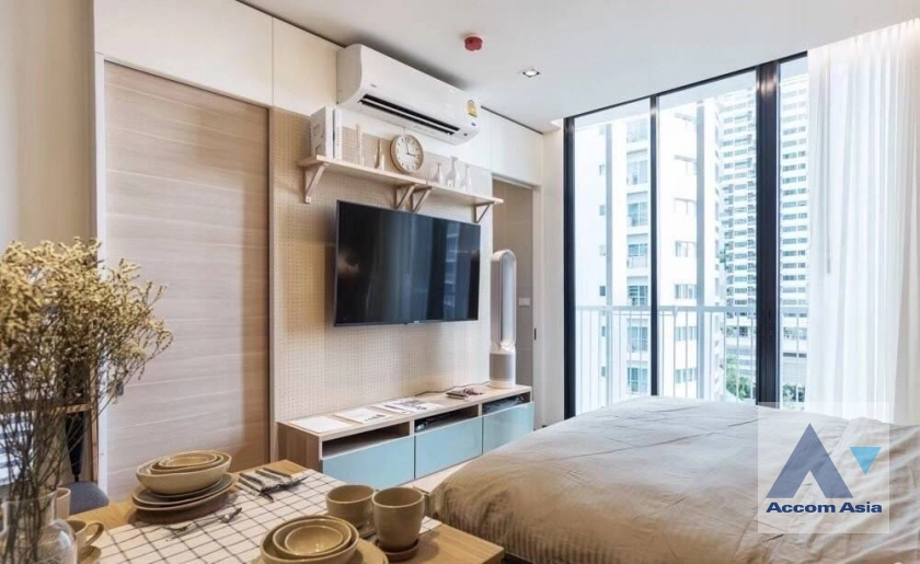 unit 1 Bedroom  Condominium For Rent & Sale in Sukhumvit, Bangkok  near BTS Phrom Phong (AA24903)