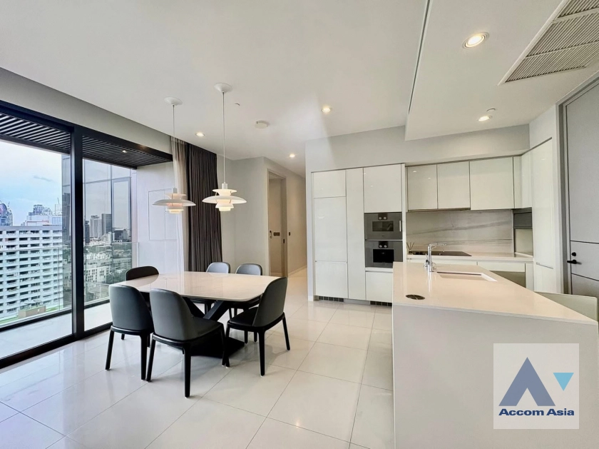 4  2 br Condominium for rent and sale in Sukhumvit ,Bangkok BTS Phrom Phong at Vittorio Sukhumvit 39 AA24917