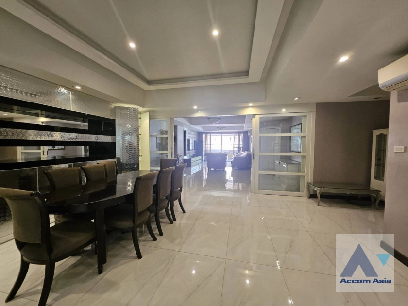 unitPet friendly |  2 Bedrooms  Condominium For Rent & Sale in Sukhumvit, Bangkok  near BTS Phrom Phong (AA24918)