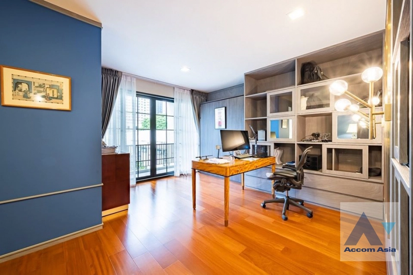 11  4 br Townhouse for rent and sale in Sukhumvit ,Bangkok BTS Asok - MRT Sukhumvit at Quarter 31 AA24922