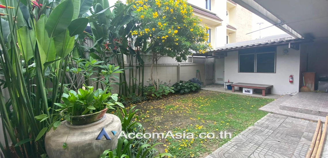 21  2 br House for rent and sale in Sukhumvit ,Bangkok BTS Phra khanong AA24944