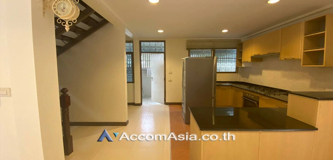 7  2 br House for rent and sale in Sukhumvit ,Bangkok BTS Phra khanong AA24944