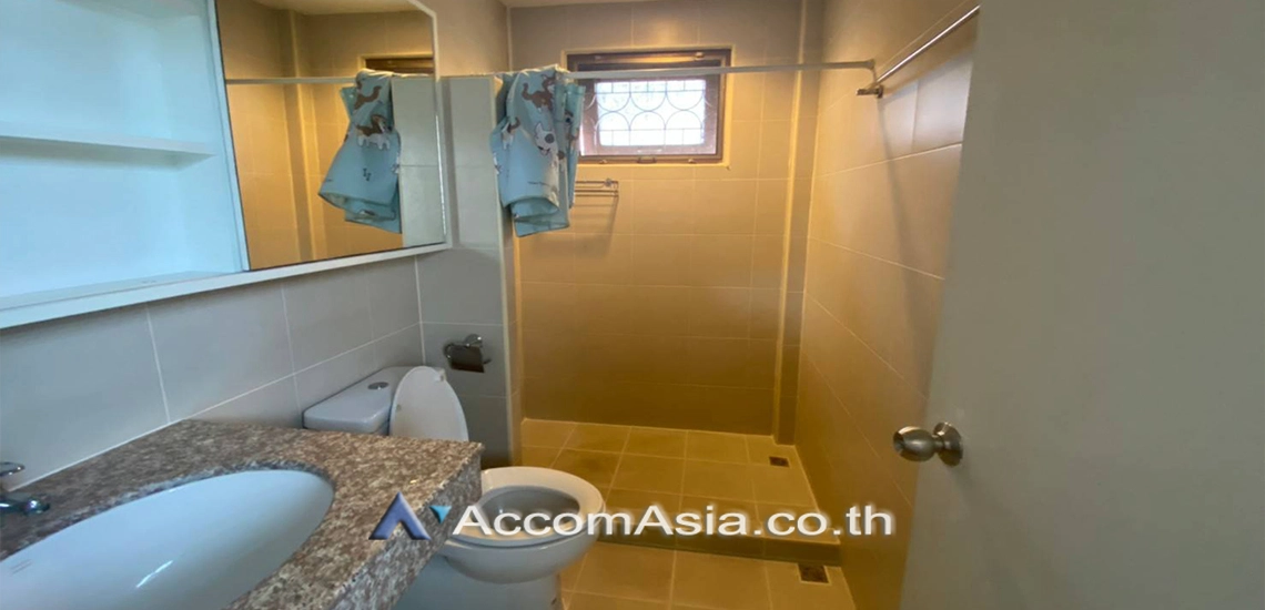 19  2 br House for rent and sale in Sukhumvit ,Bangkok BTS Phra khanong AA24944