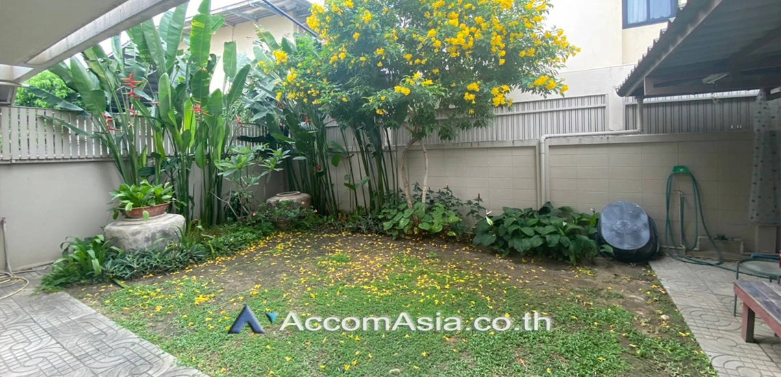 22  2 br House for rent and sale in Sukhumvit ,Bangkok BTS Phra khanong AA24944