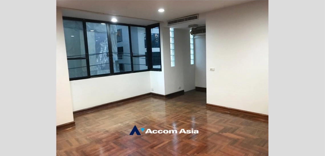  1  4 br Townhouse for rent and sale in Ploenchit ,Bangkok BTS Ploenchit AA24945