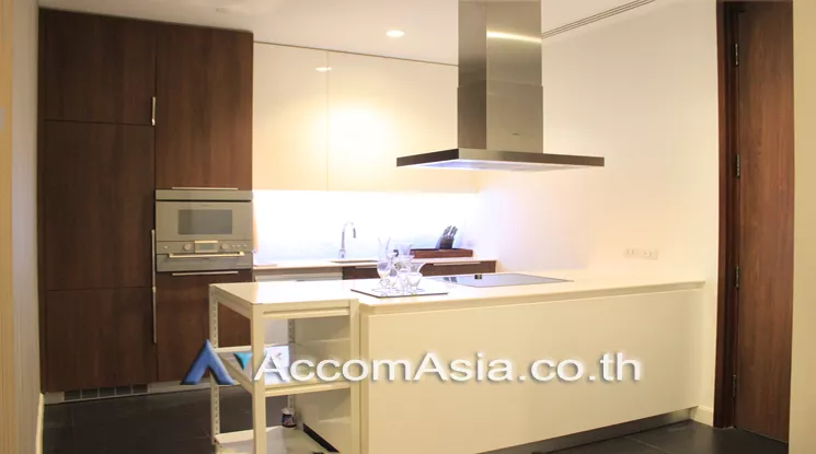 6  2 br Condominium For Rent in Ploenchit ,Bangkok BTS Ratchadamri at 185 Rajadamri AA24951