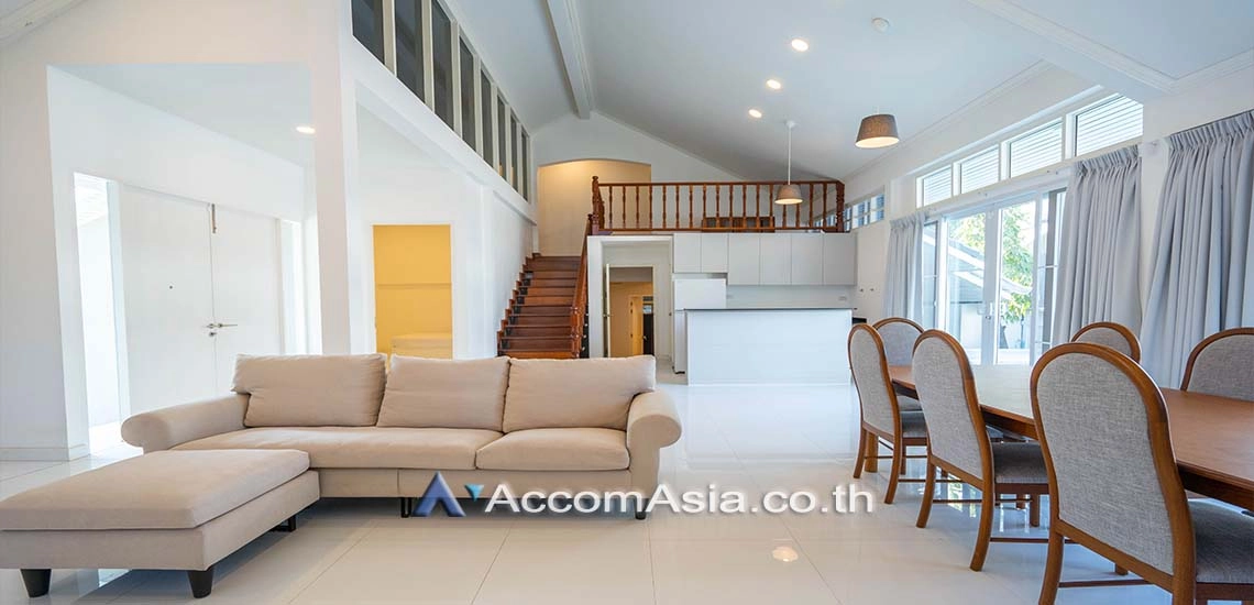 unitGarden, Private Swimming Pool |  4 Bedrooms  House For Rent in Sukhumvit, Bangkok  near BTS Phra khanong (AA24957)