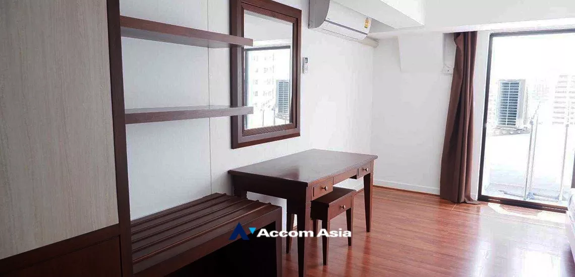 8  2 br Condominium For Rent in Sukhumvit ,Bangkok BTS Nana at Omni Tower AA24980