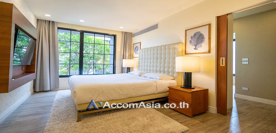 8  3 br Condominium For Rent in Sukhumvit ,Bangkok BTS Ekkamai at Penthouse Condominium 2 AA25001