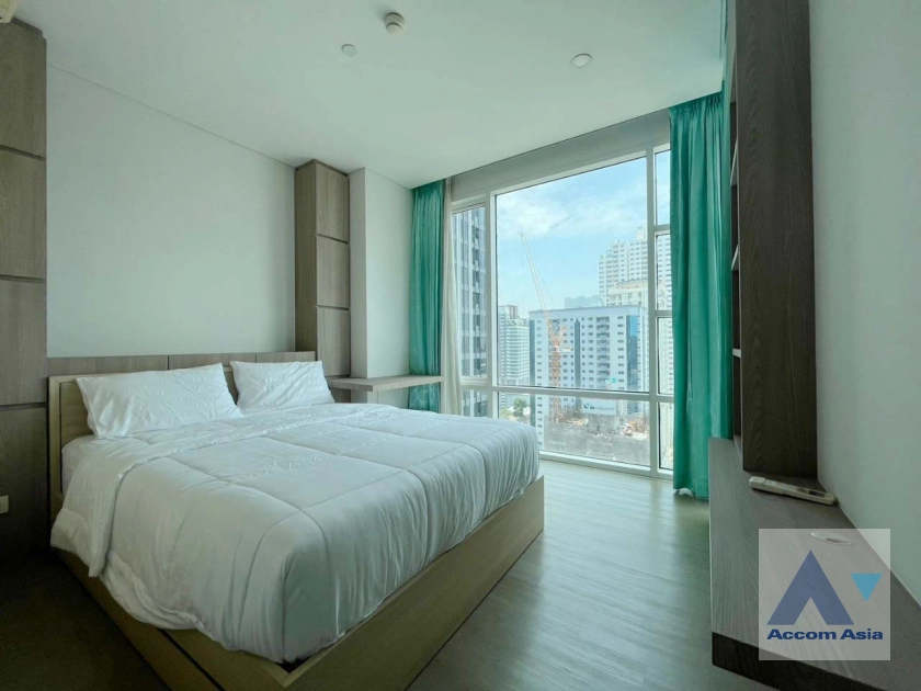 16  3 br Condominium for rent and sale in Sukhumvit ,Bangkok BTS Ekkamai at Fullerton Sukhumvit AA25009