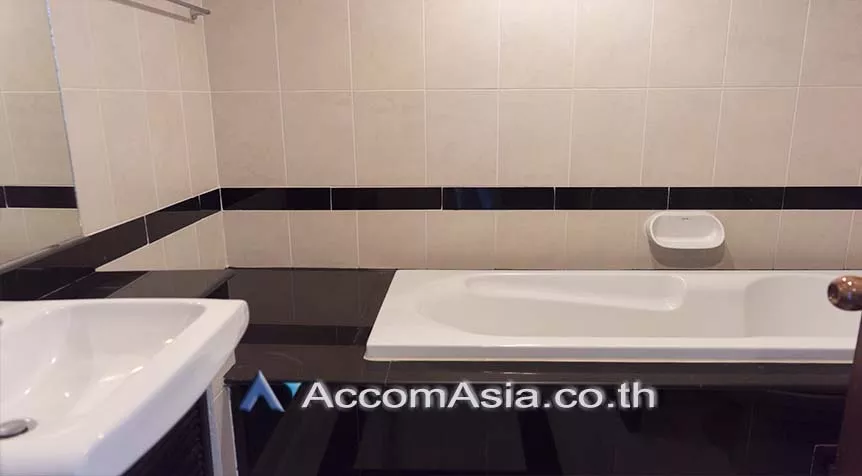 12  3 br Apartment For Rent in Sathorn ,Bangkok BTS Chong Nonsi - MRT Lumphini at Exclusive Privacy Residence AA25011