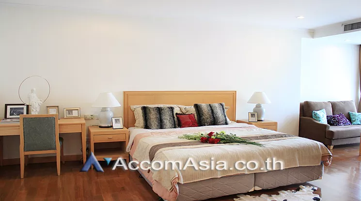 9  3 br Apartment For Rent in Sukhumvit ,Bangkok BTS Phrom Phong at Apartment with Top Facilities, Close to Emshere AA25029