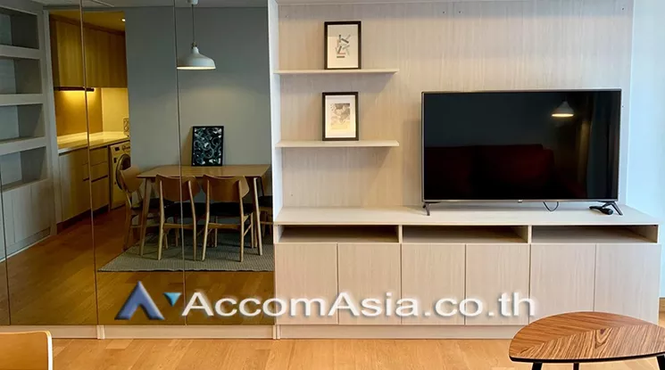 unit 1 Bedroom  Condominium For Sale in Sukhumvit, Bangkok  near BTS Phrom Phong (AA25048)