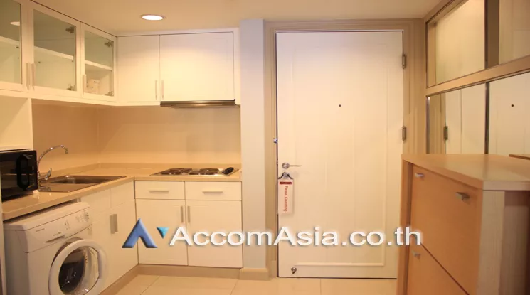 unit 2 Bedrooms  Apartment For Rent in Sukhumvit, Bangkok  near BTS Thong Lo (AA25050)