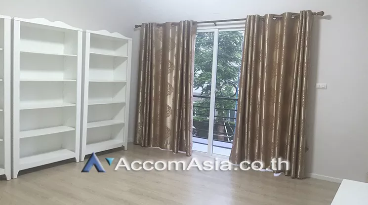5  3 br Townhouse for rent and sale in Sukhumvit ,Bangkok BTS On Nut AA25062