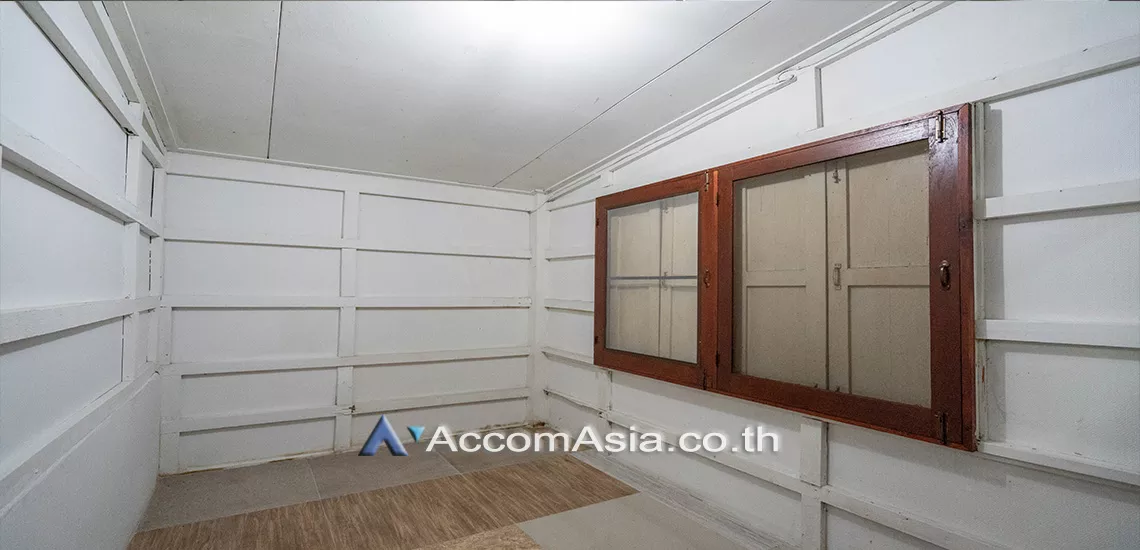 17  3 br House for rent and sale in Sukhumvit ,Bangkok BTS Thong Lo AA25069