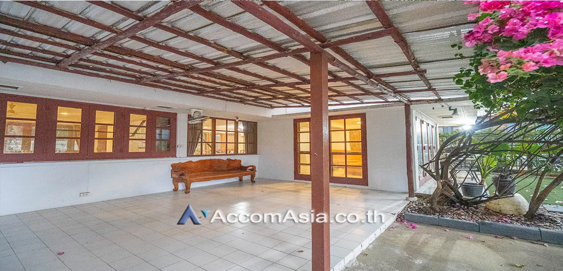 6  3 br House for rent and sale in Sukhumvit ,Bangkok BTS Thong Lo AA25069