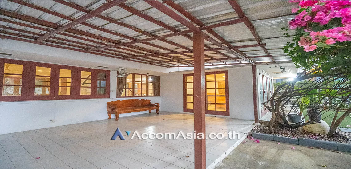 6  3 br House For Rent in sukhumvit ,Bangkok BTS Thong Lo AA25069