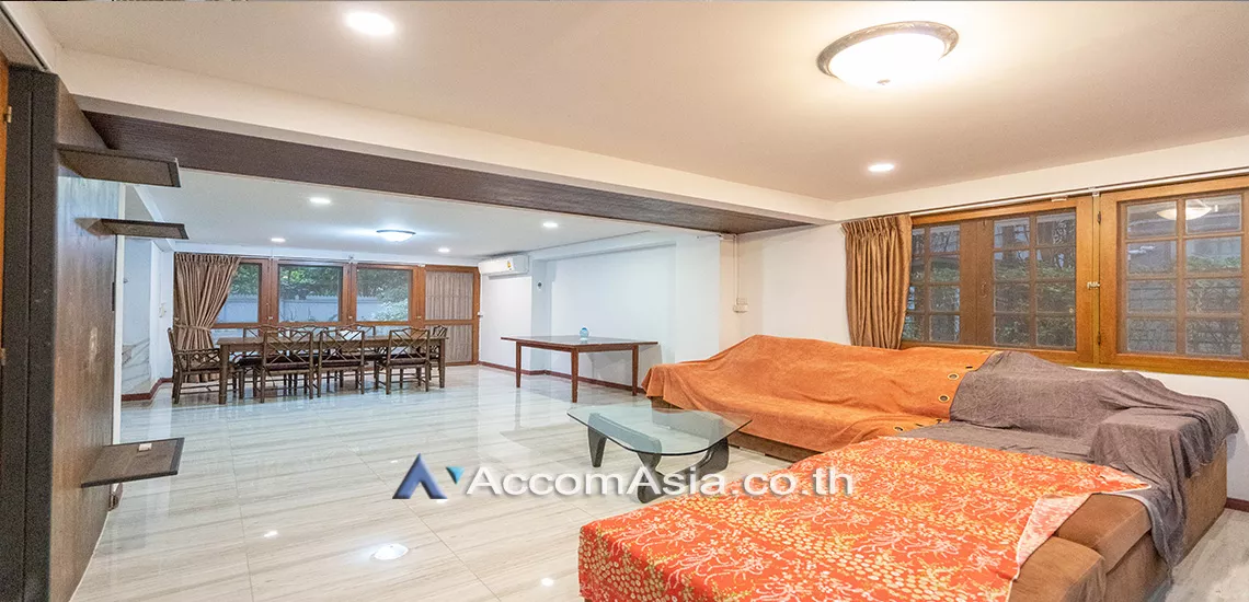 9  3 br House For Rent in sukhumvit ,Bangkok BTS Thong Lo AA25069