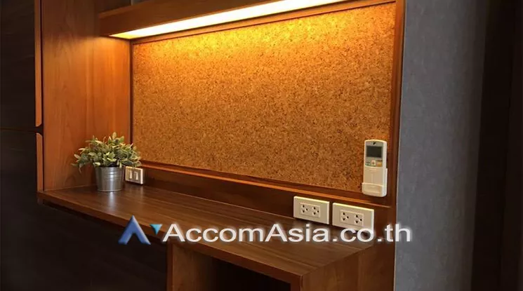 unit 1 Bedroom  Condominium For Rent in Sukhumvit, Bangkok  near BTS Asok - MRT Sukhumvit (AA25082)