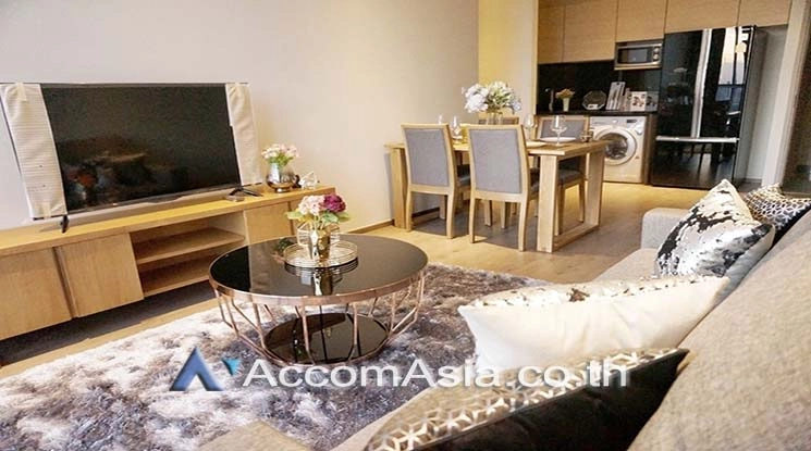 Corner Unit |  Park Origin Phrom Phong Condominium  2 Bedroom for Rent BTS Phrom Phong in Sukhumvit Bangkok